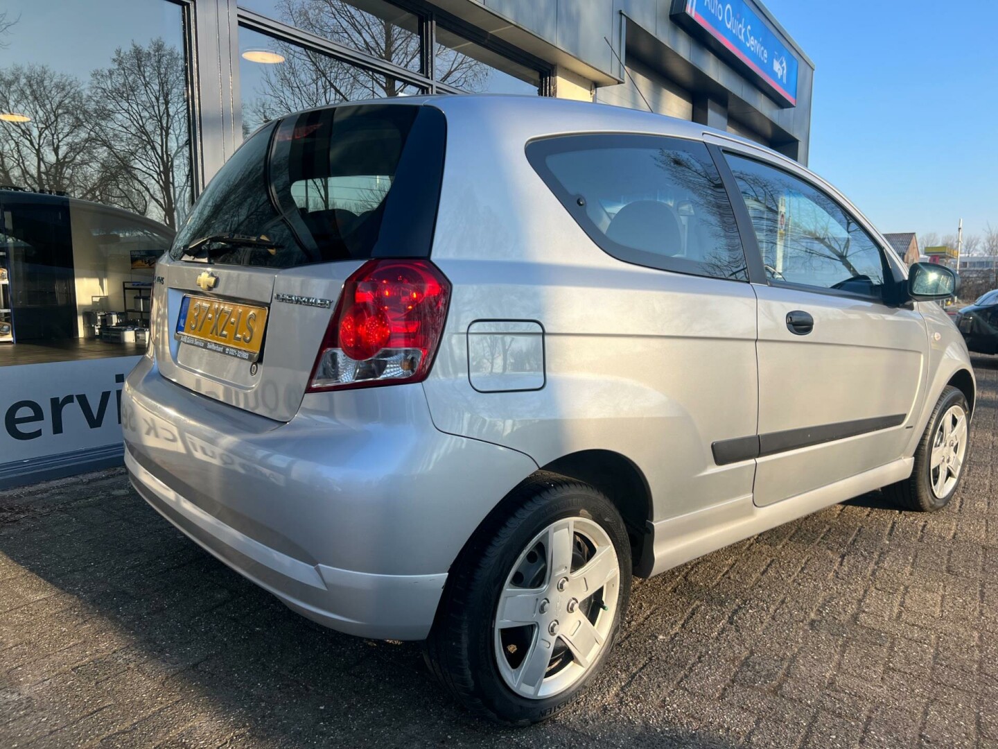 Chevrolet-Kalos-5